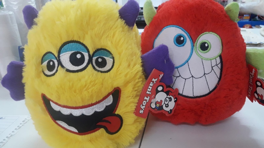 PELUCHE MOUNSTROS PELOTAS YANI TOYS (G37)