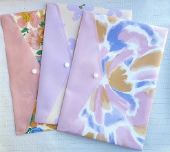 SOBRE FW A4 CON BOTON Y DISEÑO SURTIDO (L23227)