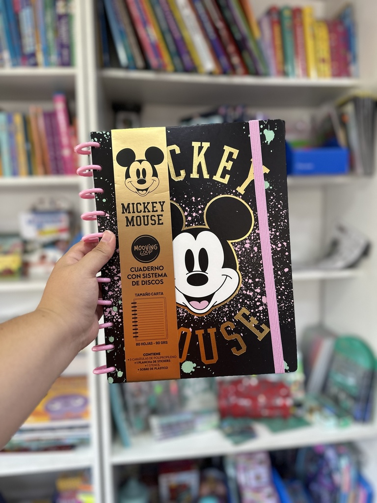 CUADERNO A4 MOOVING TAPA DURA A DISCOS LICENCIA X80hjs. RAYADO (L125600)